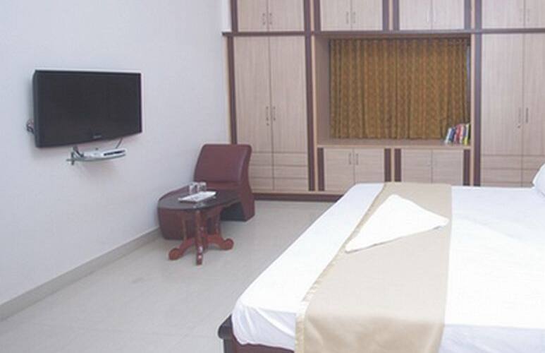 Wudstay Hitech City Madhapur, Hyderabad 5